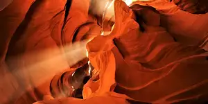 Upper Antelope Canyon Guided Tour with Shuttle Experience