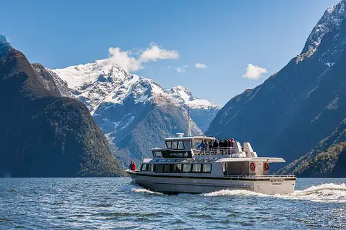 Milford track walk & boat cruise from Te Anau